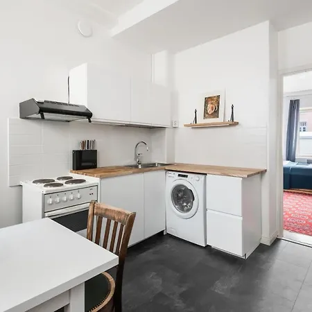 Wehost Compact Studio For 4 In Seaside Huoneisto